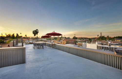 NEW Luxury Concrete Home Just Minutes from the Beach - Foto 11