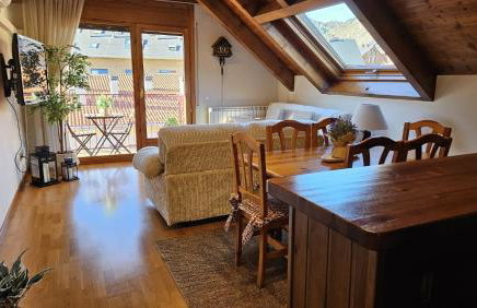 CAMBRA APARTAMENT, Dúplex acogedor en el coraón de El Pont de Suert - Foto 3