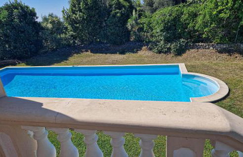 Gorgeous Apartment In Camporosso - Photo 3