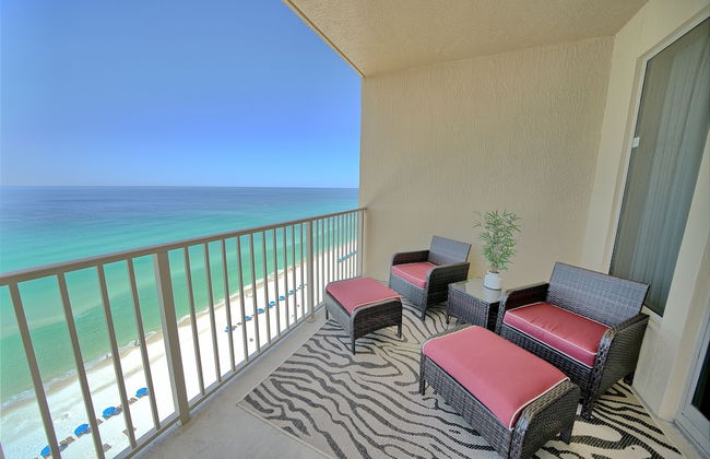 Stylish Oceanfront Condo with Beach and Picnic Area Access - Unit 1706 by RedAwning - Foto 24