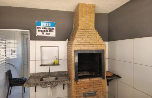 Morada Aconchegante com 2 quartos and Sofá Cama - Foto 49