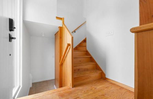 Modern Lakefront Retreat w King Bed - Foto 2