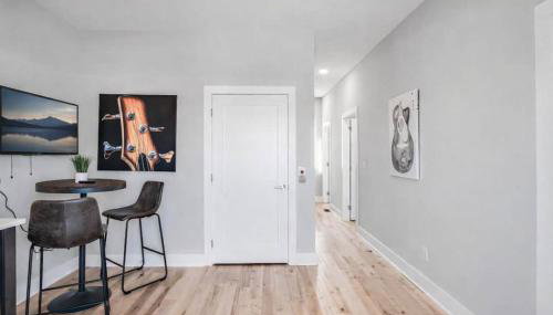 Near Honky Tonks - Rooftop Hot Tub - Skyline Views - Foto 2, minibar