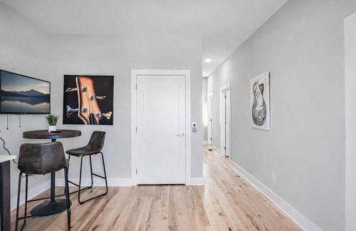 Near Honky Tonks - Rooftop Hot Tub - Skyline Views - Foto 2