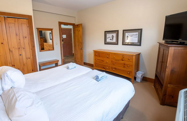 Timberline Lodges by Fernie Lodging Co - Photo 44