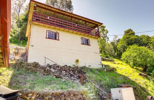 Private Hot Tub with Water Views Lower Lake Getaway - Foto 26