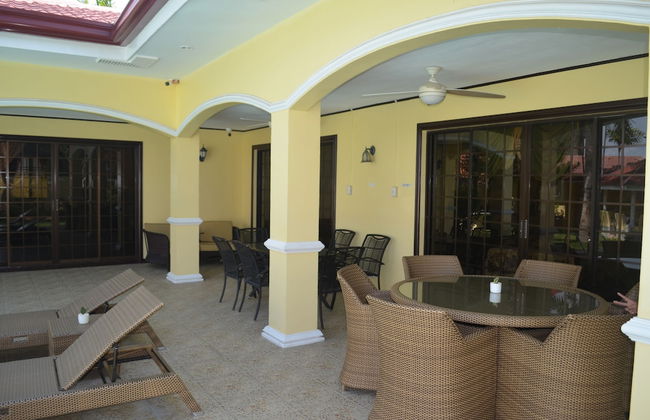 Kim Beatriz Compound - Foto 32