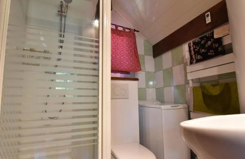 Quiet Chalet with Garden - Foto 16