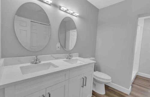 South Tampa 3BR with Backyard that Sleeps 10 - Foto 14