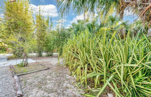 Upcycled Shipping Containers Transformed into a Glamping Home for a Unique Florida Vacation - Foto 61
