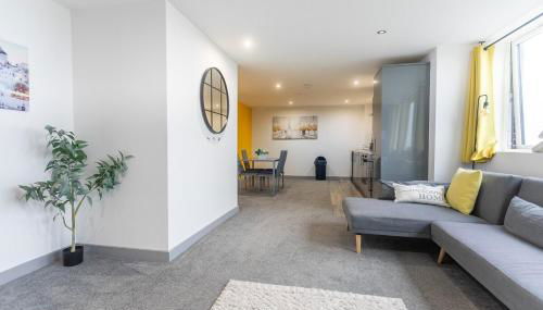 Two Bedroom Apartment by Brookland Stays Serviced Accommodation Short Lets Leeds with WiFi Kitchen Near Town Centre - Foto 1