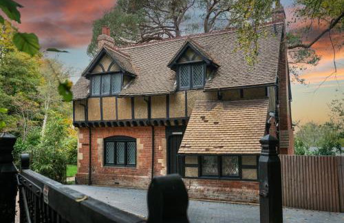 Amos Lodge Deluxe Accommodation - Photo 17