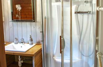 Chalet entier, vue panoramique, ruisseau et sauna. - Foto 61