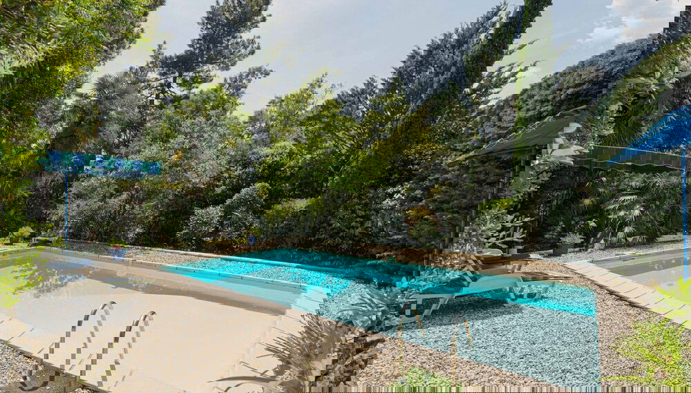 Serene Holiday Home in Les Salelles With Swimming Pool - Foto 1