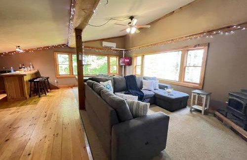 Cozy House 10 Min To Lake George - Foto 17