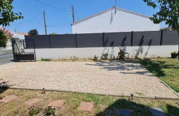 Belle Maison avec jardin RDC T3 de 70m2 Vacances ou cure thermale Rochefort - Foto 33