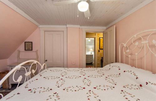 Cape Cod Historical Oasis - Mecarta Farm - Foto 17