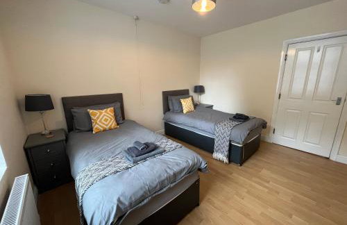 Spacious ground floor suite comfortably sleeps up to eight - Foto 3