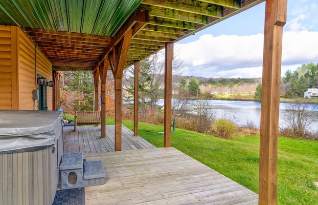 Mount Snow Cabin with Private Hot Tub by RedAwning - Foto 29