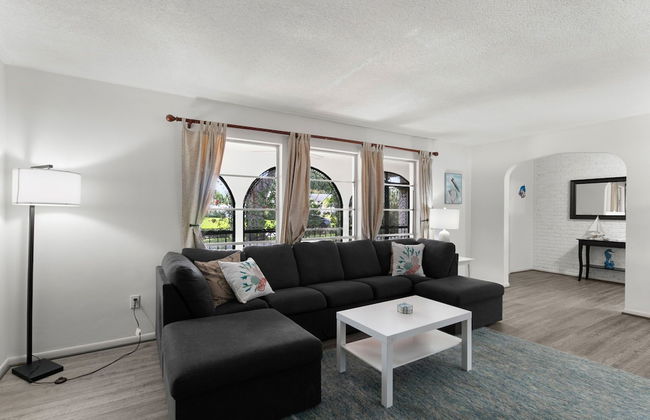 Sunset Paradise - Photo 16