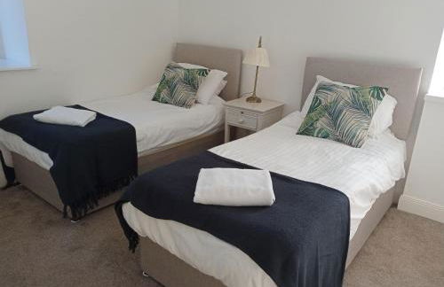 5 Bedrooms/sleeps 10-12/free Wifi & Parking/garden - Foto 47