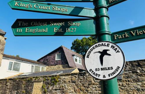 Fox Cottage - Cosy Stay on Pateley High Street - Photo 8