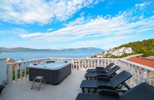 Villa Ana Komarna Sea View with Jacuzzi - Foto 1