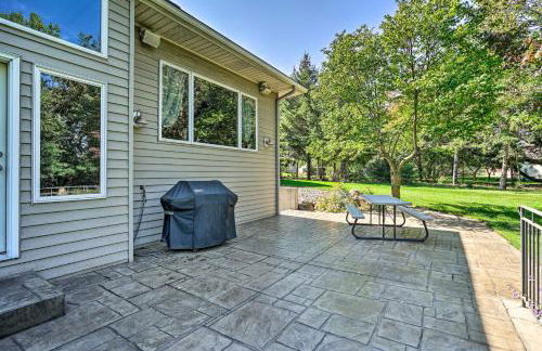 Tranquil Lake Elmo Farmhouse Hiking Nearby! - Foto 31