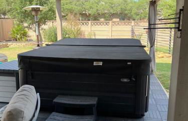 Relax with Spacious Modern Simplicity - Photo 22