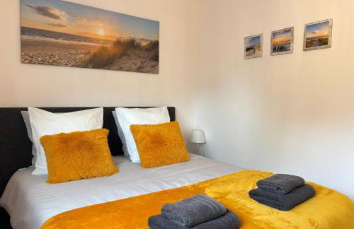 La clé des champs Maison plain pied lumineuse bien équipée, séjour spacieux, belle terrasse aménagée, garage, grand jardin clos, parking, près de Bayeux et Omaha Beach, chiens bienvenus - Foto 23