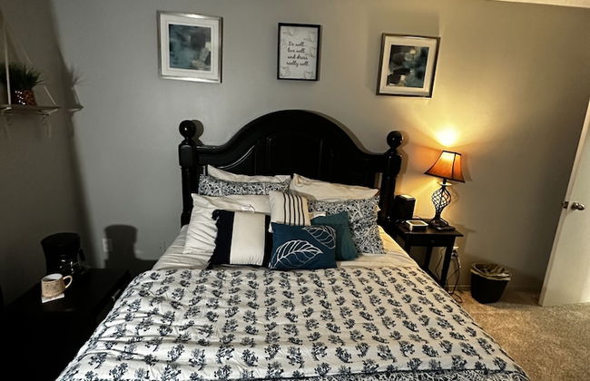 2 BR con patio por el centro comercial - Foto 29