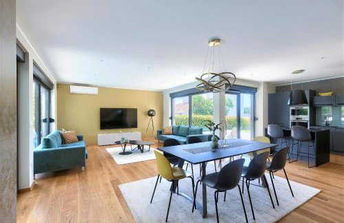 Luxury Villa Hedone with heated pool, welness and playground - Photo 10