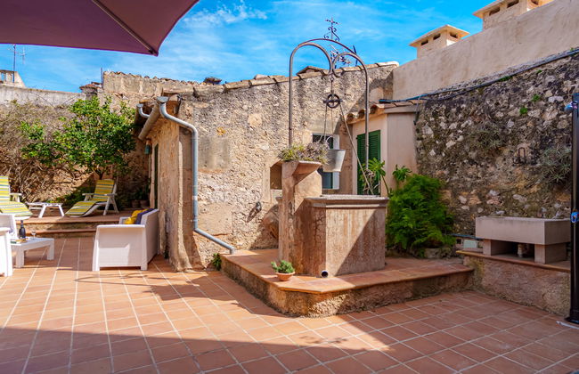 3 bedroom House in Petra with garden - Photo 21