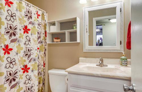 Theater Room and Fire Pit Anchorage Family Retreat - Foto 25