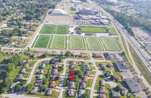 Sideline Sanctuary: Cozy Nights, Game Day Lights - Foto 57