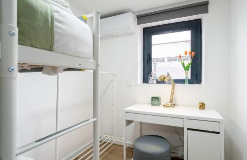 HostWise - Modern Flat with a Suite - Foto 9