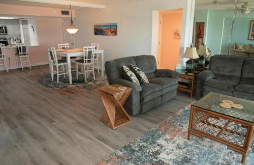 1860 SqFt-Oceanfront Oasis - Foto 21