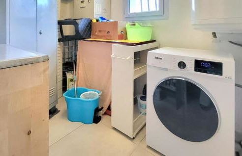 Beautiful Home In Mejannes-Le-Clap - Photo 22