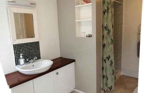 The Coach House within heritage Tregrehan Garden on Cornwall's South Coast - Photo 12