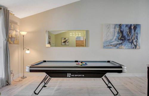 New Poolside Paradise in Vegas with BBQ and Games - Foto 36