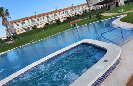 Golf Panorámica Chalet adosado de lujo - Foto 1