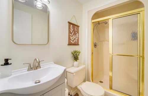 Mtn-View Escape with Large Yard in Duncansville! - Foto 14