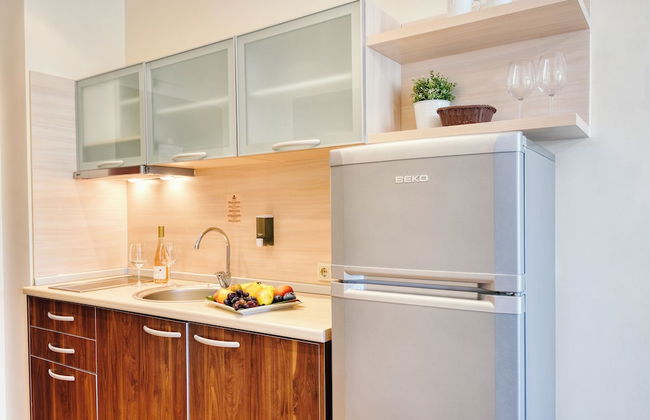 Apart Hotel Golden Line - Photo 18