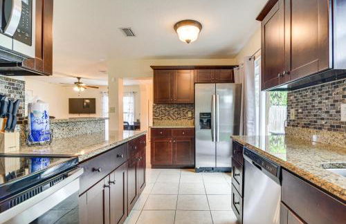 6 Mi to Beaches! Seminole Home with Furnished Patio - Foto 2