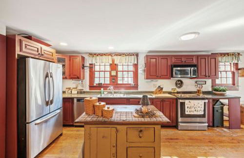 The Central Escape- Hot tub, Spacious, Squam Lake - Foto 3