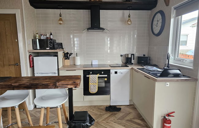 1 Bed Cabin - Sleeps 2 - Pets - 2 Min To Beach - Foto 6