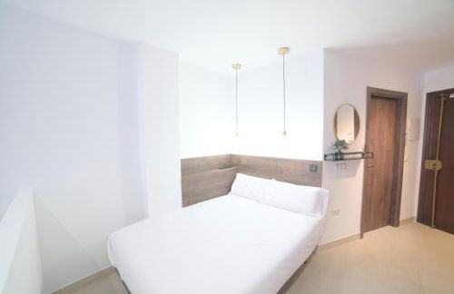 Estudio Playa & Centro - Piscina y Todo a Pie - Foto 8