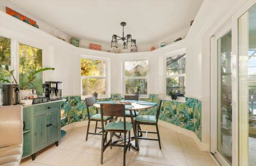 Heated Pool with Lanai- 10min from Beach- Lots of amenities - Foto 43