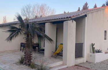 Maison avec piscine et jacuzzi proche de la rivière idéale pour un séjour détente - Photo 7