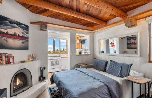 Scenic Santa Fe Downtown Escape - Foto 28